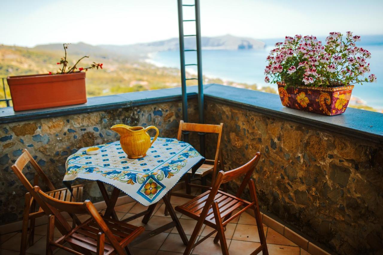 Residenza Golfo Degli Ulivi Aparthotel Caprioli Ngoại thất bức ảnh